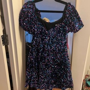 Zara sequin mini dress. Size large never been worn.